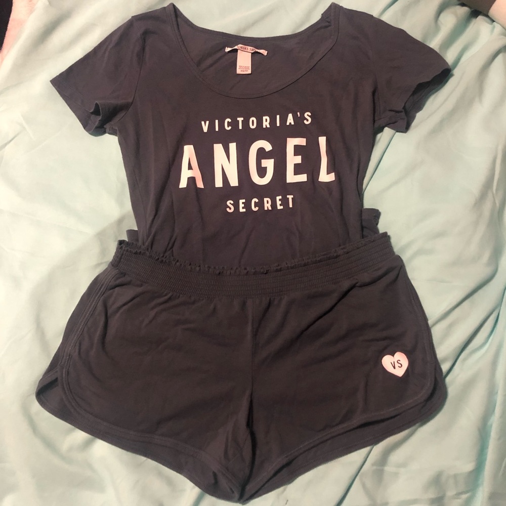 Victoria’s Secret Sleeping Lounge Set